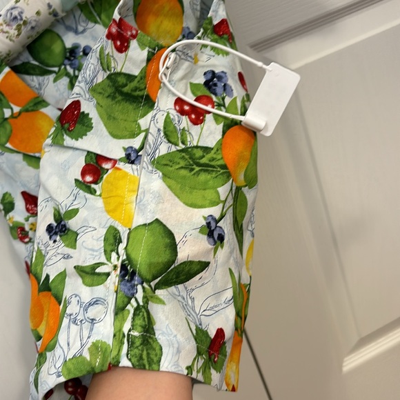 NWT | 🍋FRUIT PRINT TOP (size:XS) - Picture 9 of 14